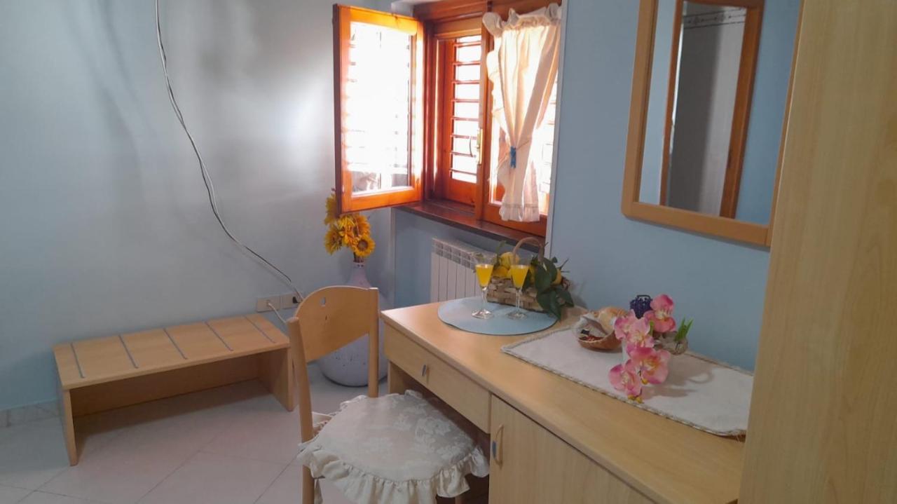 Hotel Affittacamere Novella Tramonti Buitenkant foto