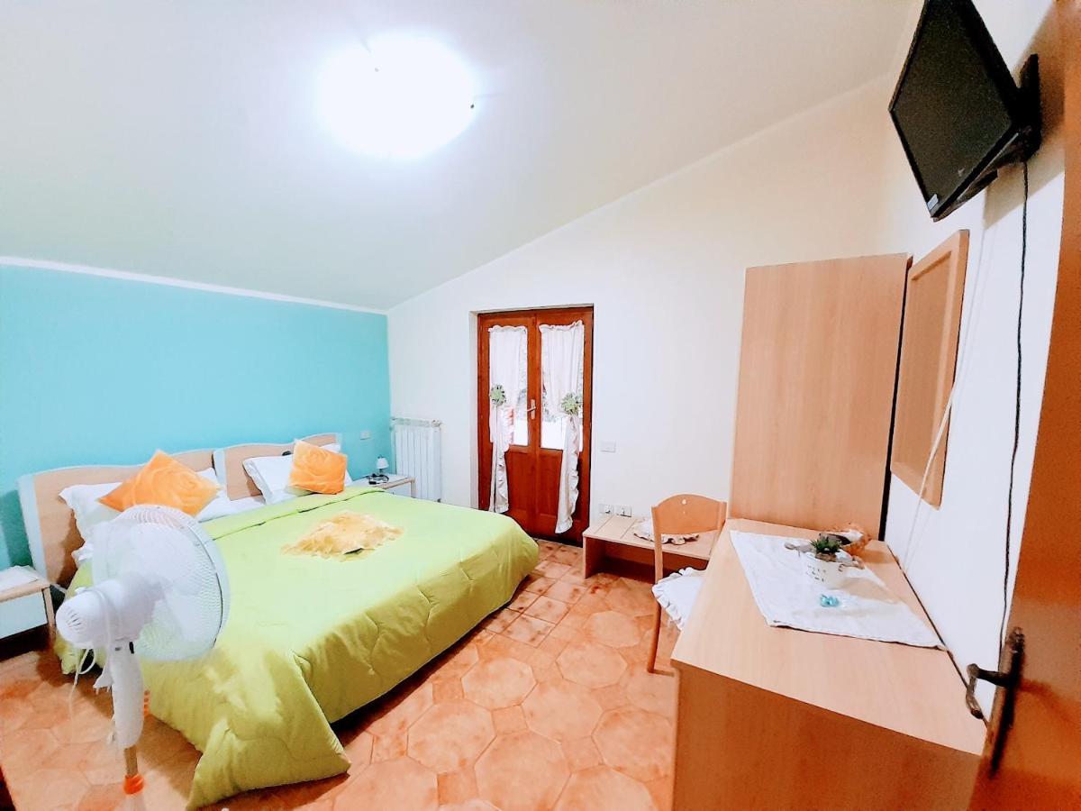 Hotel Affittacamere Novella Tramonti Buitenkant foto