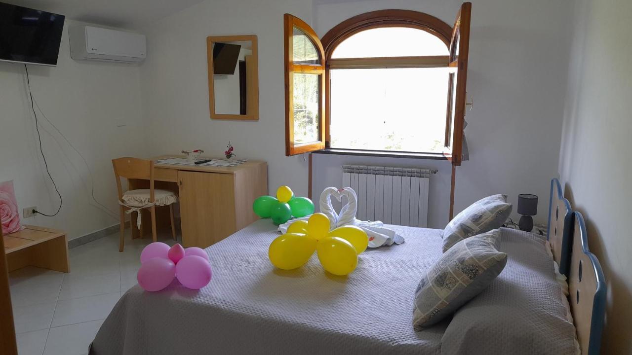 Hotel Affittacamere Novella Tramonti Buitenkant foto