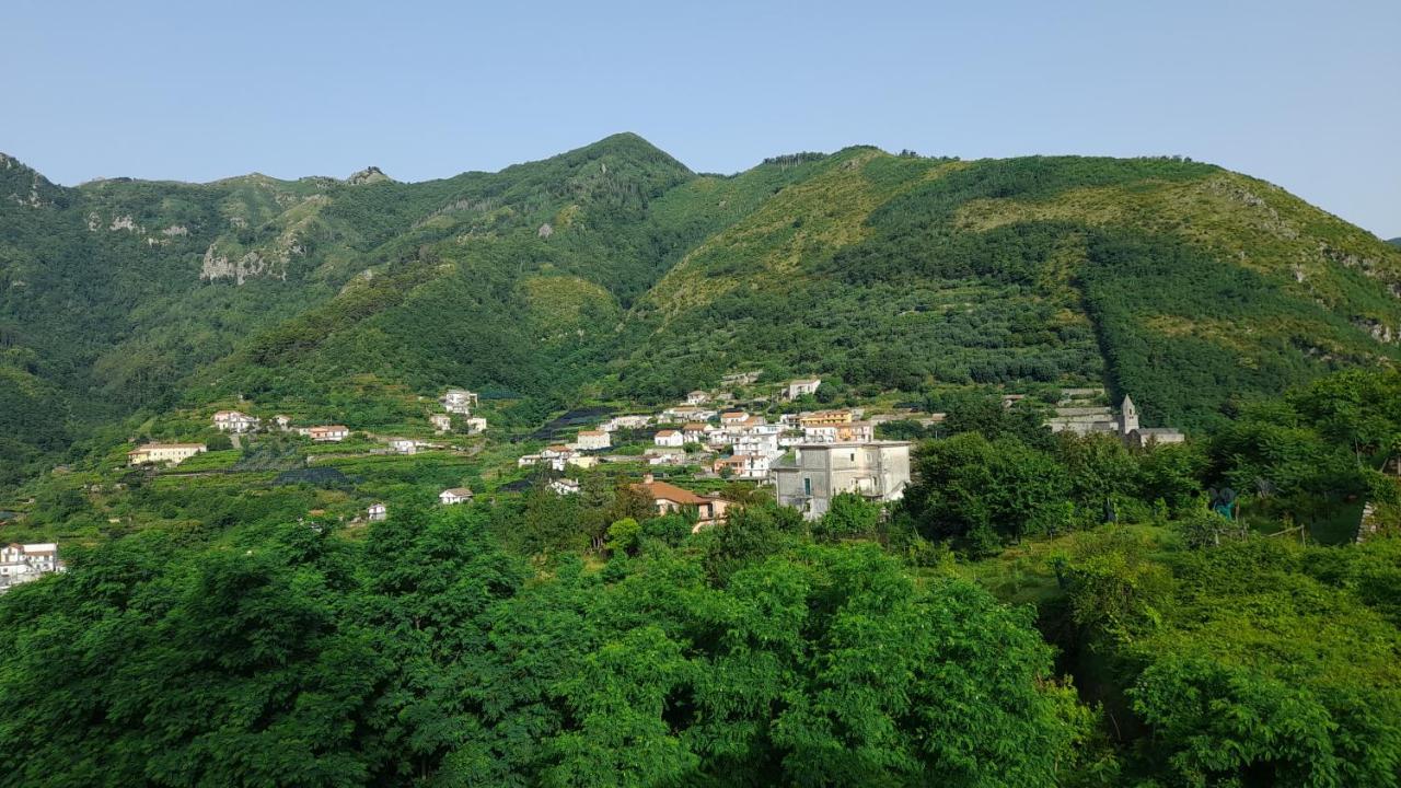 Hotel Affittacamere Novella Tramonti Buitenkant foto